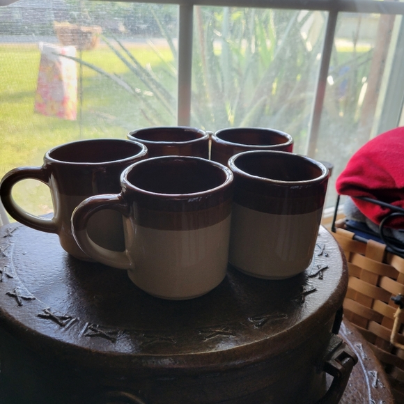 (5) Vintage stoneware pottery coffee mugs - Picture 2 of 3